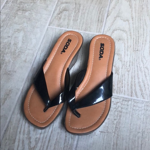 Soda Shoes - Patent Leather wedge flip flops